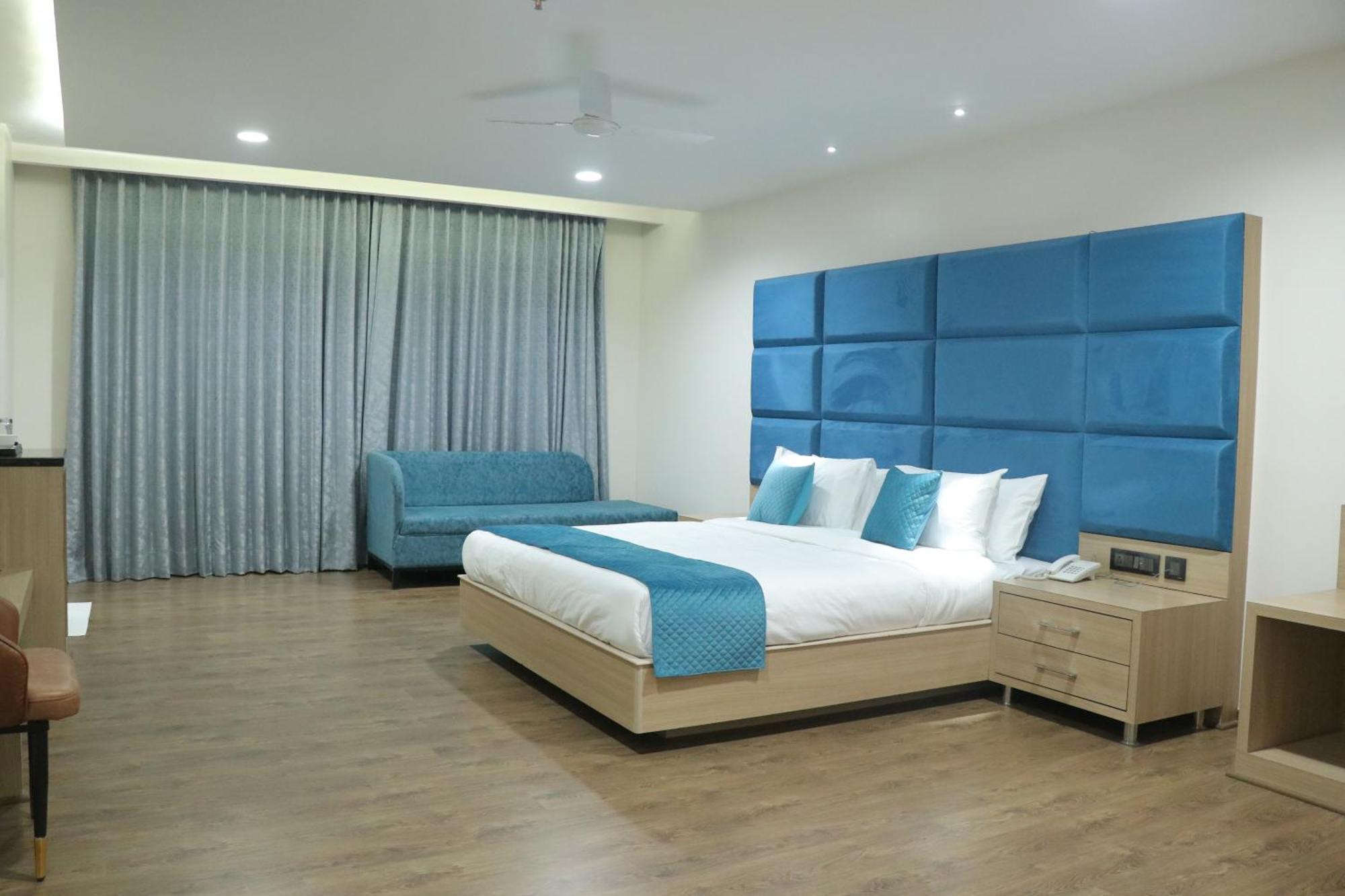 Hotel Pt Moolraj Residency Una  Exterior foto